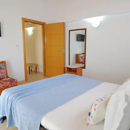 Kristal Apartman *