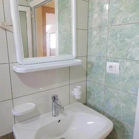 Apartment Kristal Ksamil