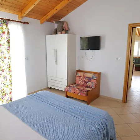 Apartment Kristal Ksamil