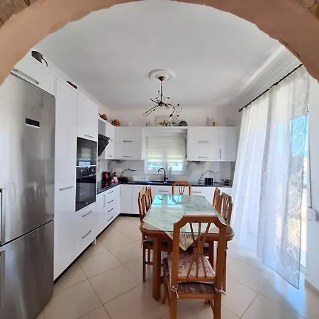 Apartment Kristal Ksamil